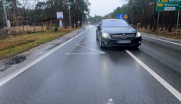Mocny Mercedes czy żwawy Hyundai?