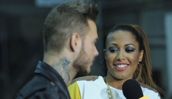 Kazadi i Matt Pokora na scenie "X Factor"